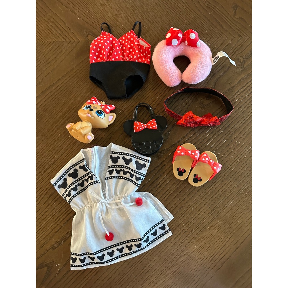 Disney ily 4EVER 18-inch Doll Accessory Set Minnie Mouse Dog Vacation Theme